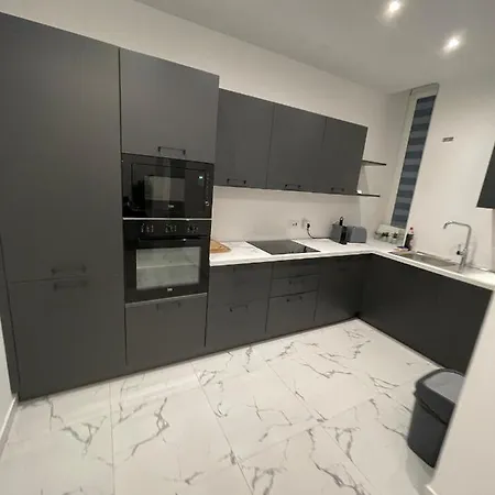 2 Min From Seafront * Sliema